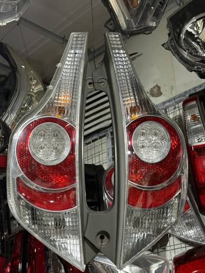 Toyota Aqua 2012 Back lights 10/10 Condition