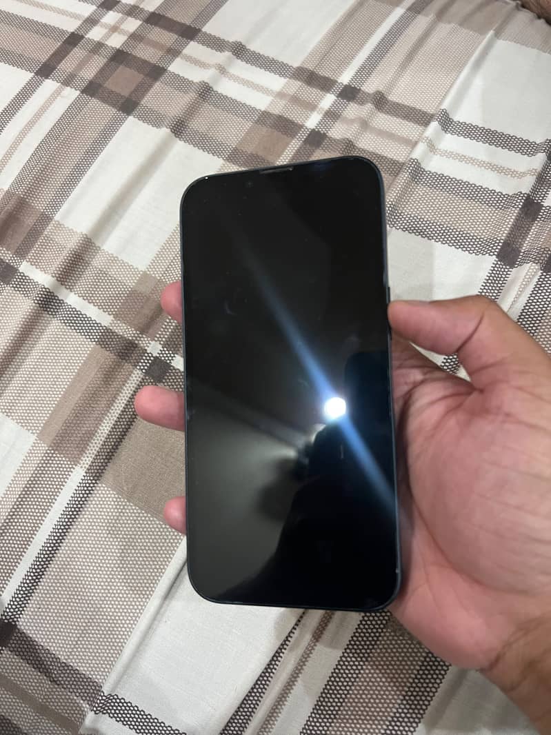 iPhone 13 2