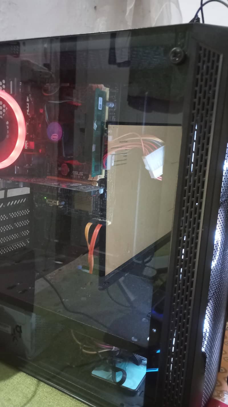 Gaming PC with Thunder Case. . 7