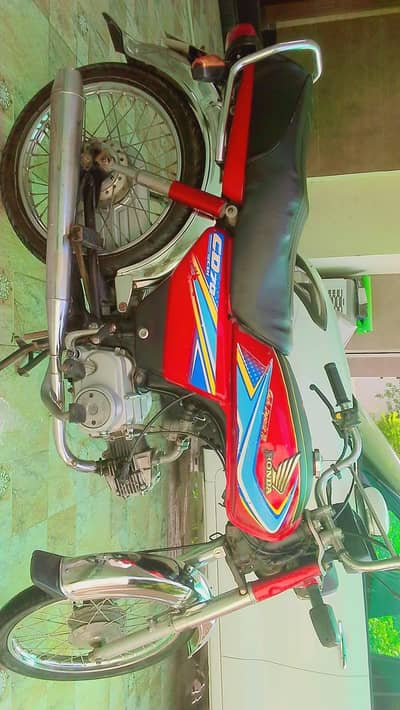 Honda CD 70 or koi Engine frish ha or koi Masla nai ha call kry