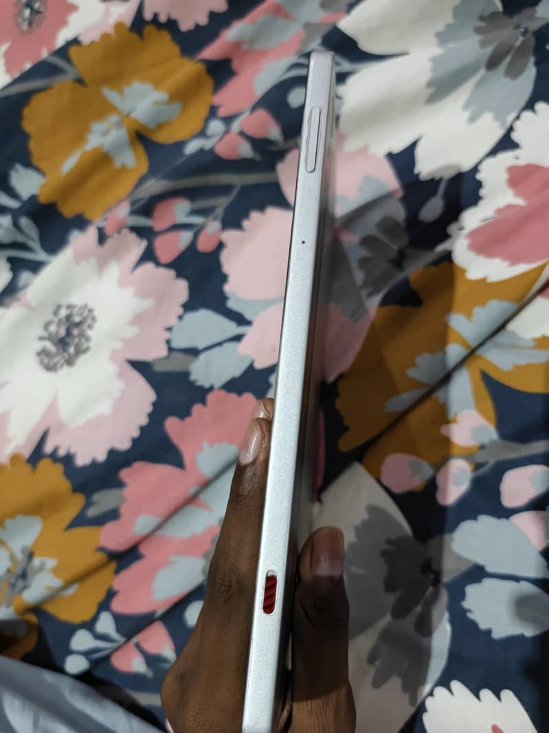 Redmagic Astra Gaming Tablet 3