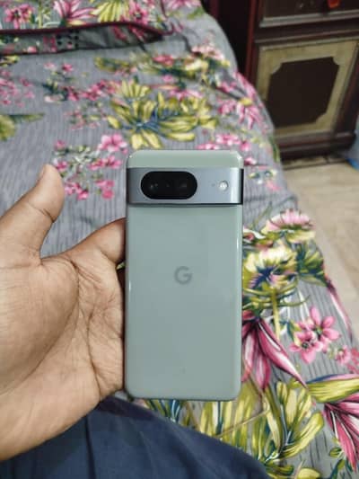 Google Pixel 8