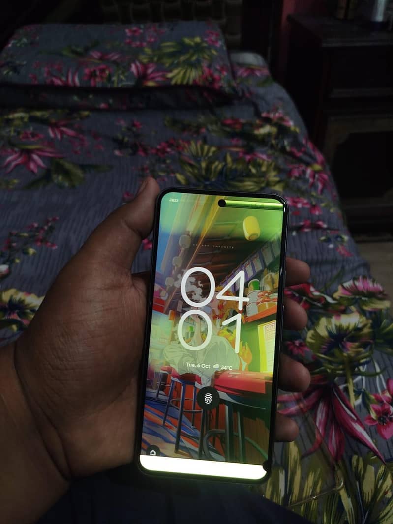 Google Pixel 8 2