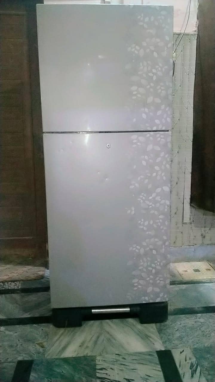 fridge dawlance large 1