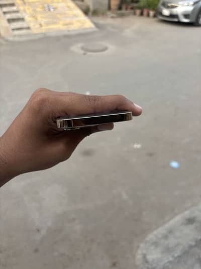 Apple iPhone 13 Pro