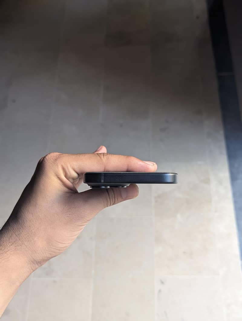 Apple iPhone 15 3