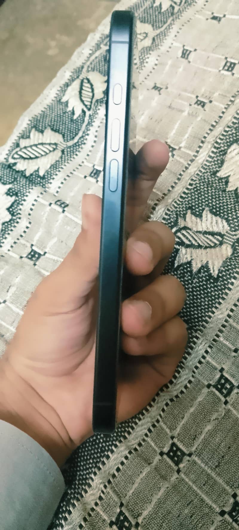 Apple iPhone 16 Pro Max 0