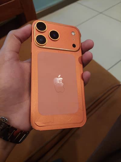Apple iPhone XR convert 17 pro