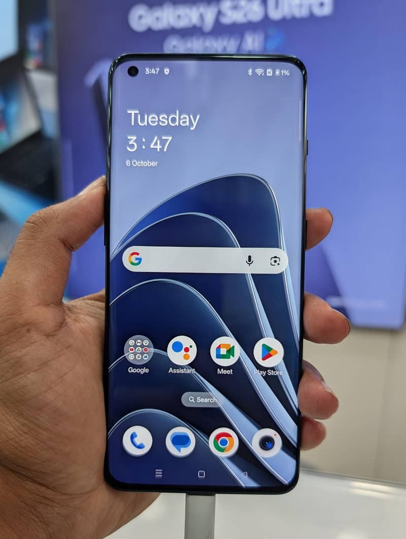 One Plus 10 Pro 1