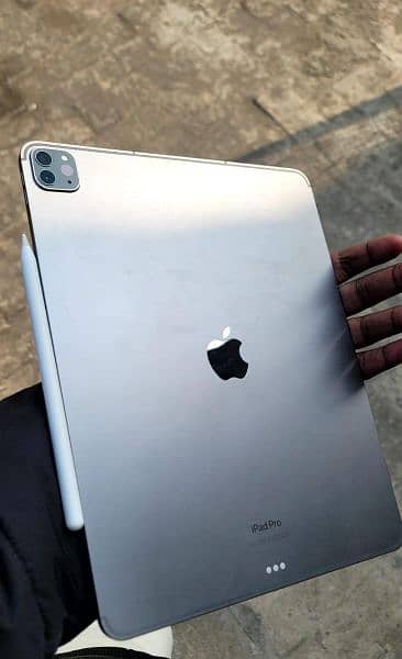 Apple iPad Pro M2