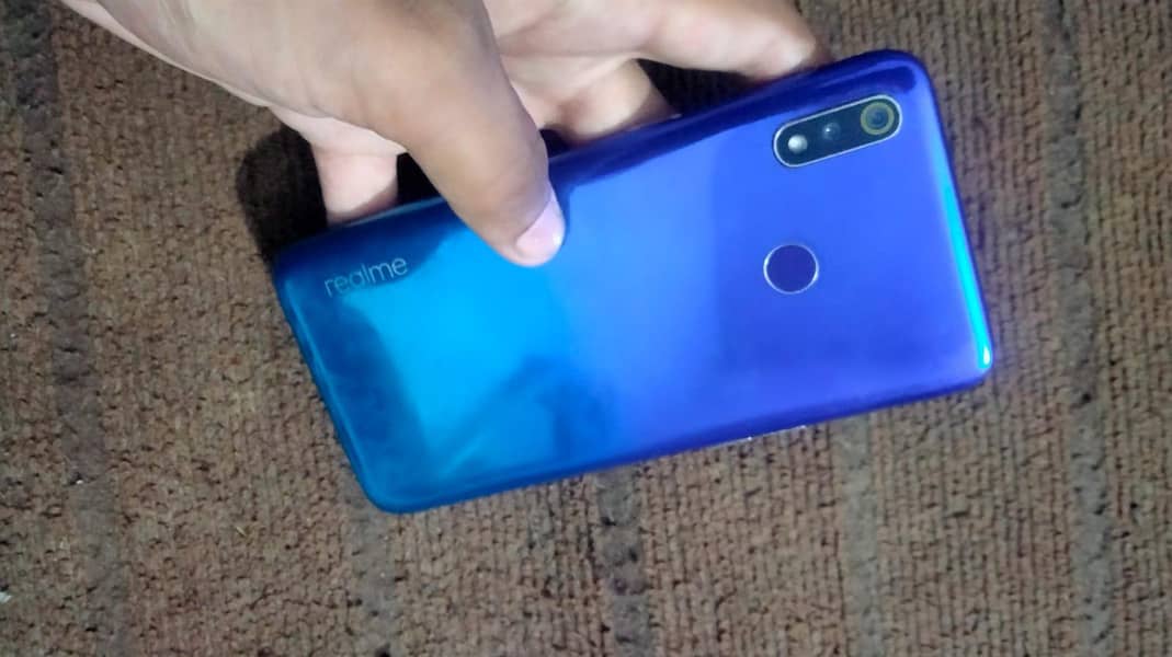 Realme 3 2