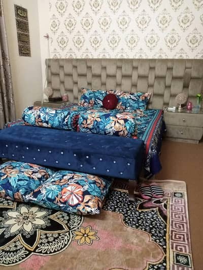 beautiful king size bed set with side tables dressing and mirrors