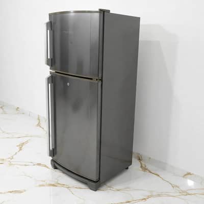 Dawlance fridge mediam size