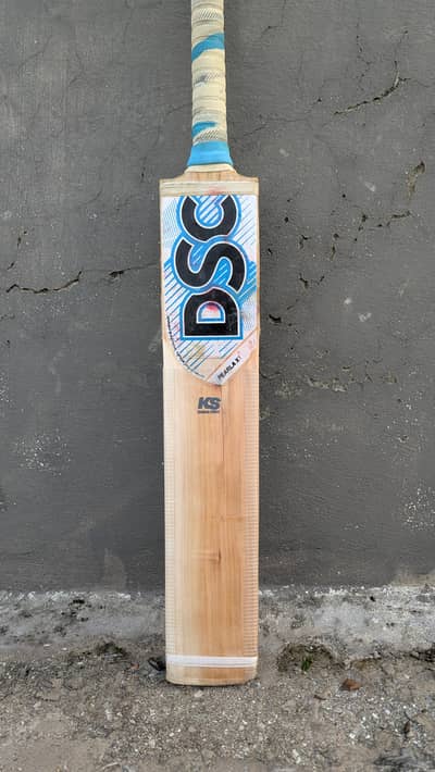 DSC Hardball Cricket Bat - English Willow Cricket Bat