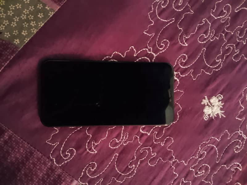iphone 11 penal 2