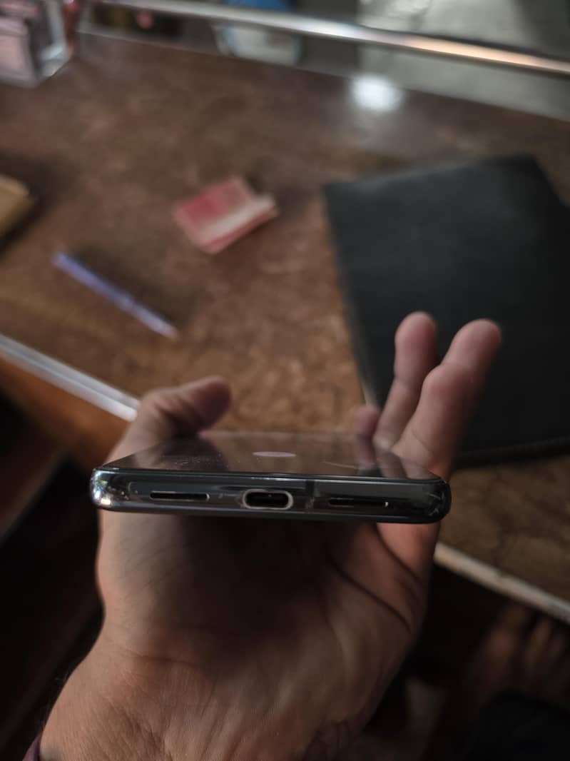 Google Pixel 8 Pro 4