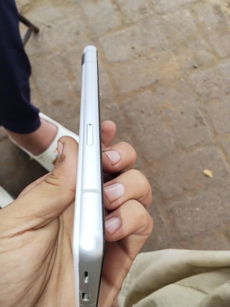 Google Pixel 7a 2