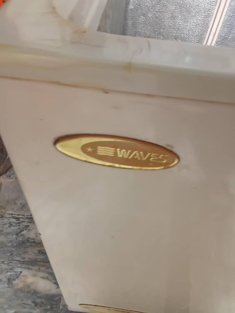 Refrigerator good condition 1
