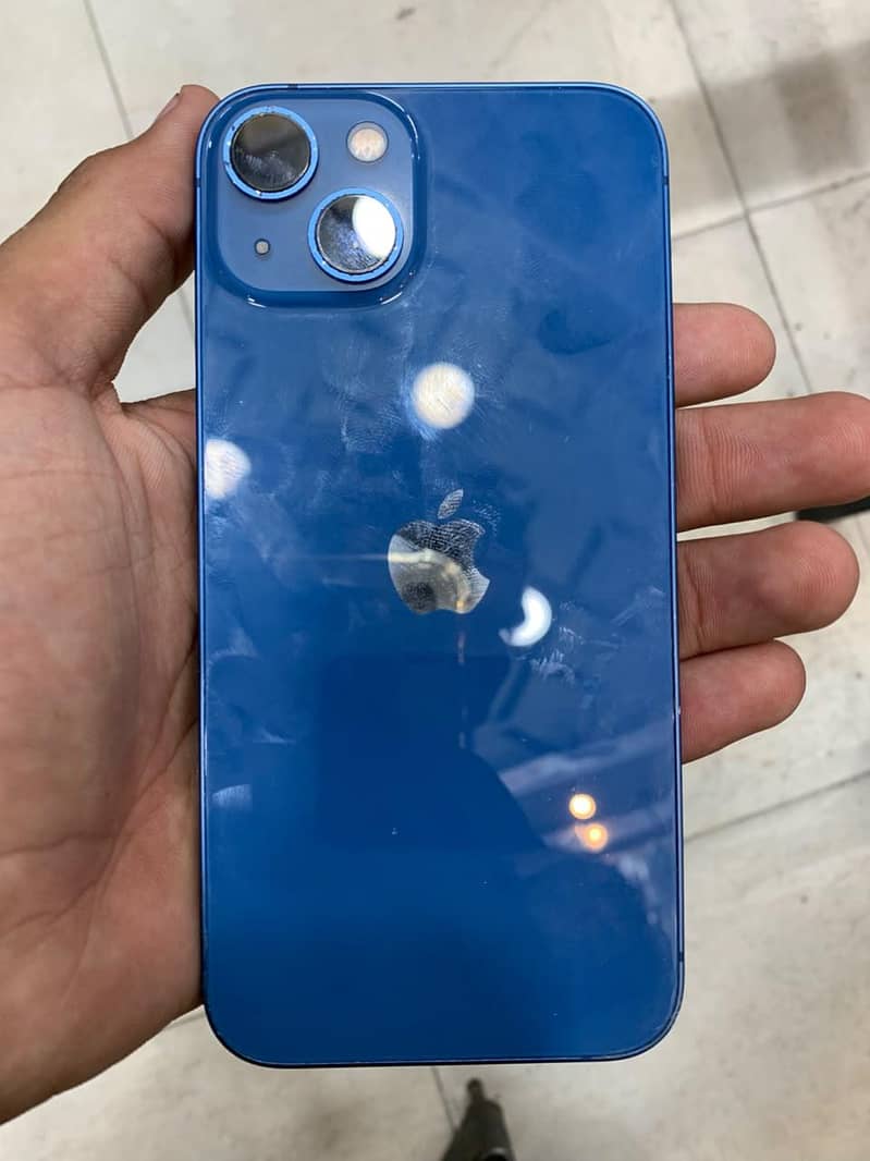 Apple iPhone 13 2
