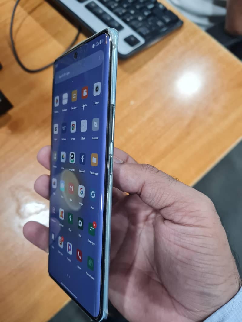 Infinix Zero 40 10