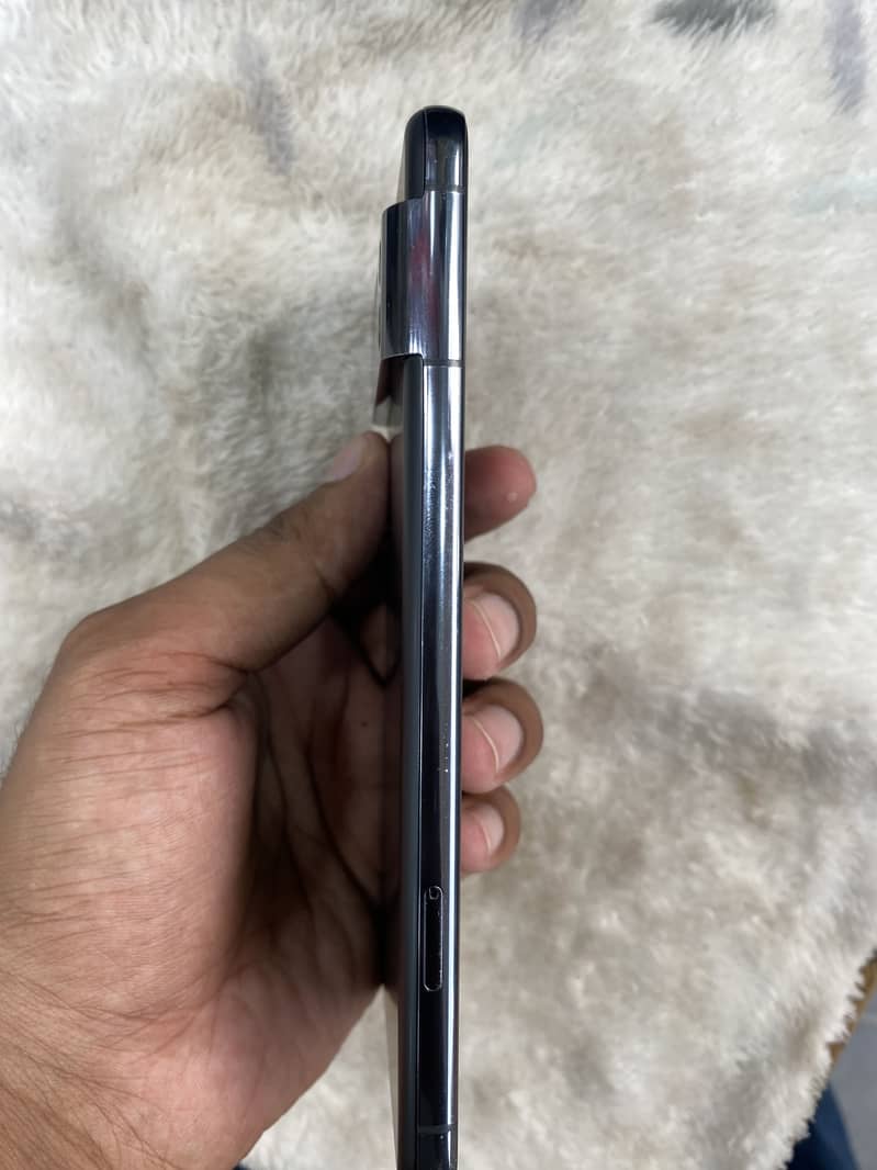 Google Pixel 8 Pro 4