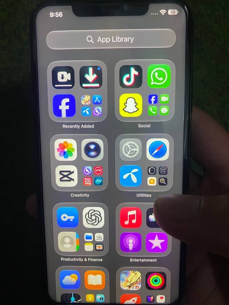 Apple iPhone 11 Pro Max 6