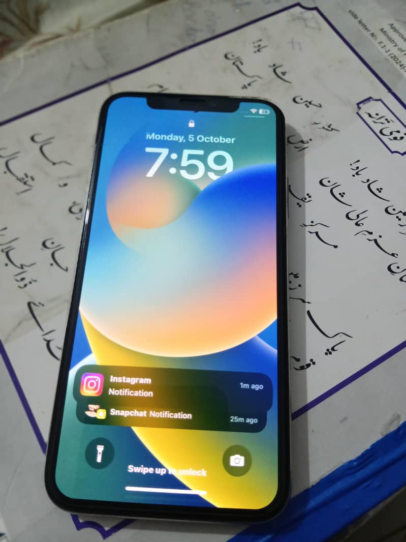 Apple iPhone X 256 GB Waterpack 1