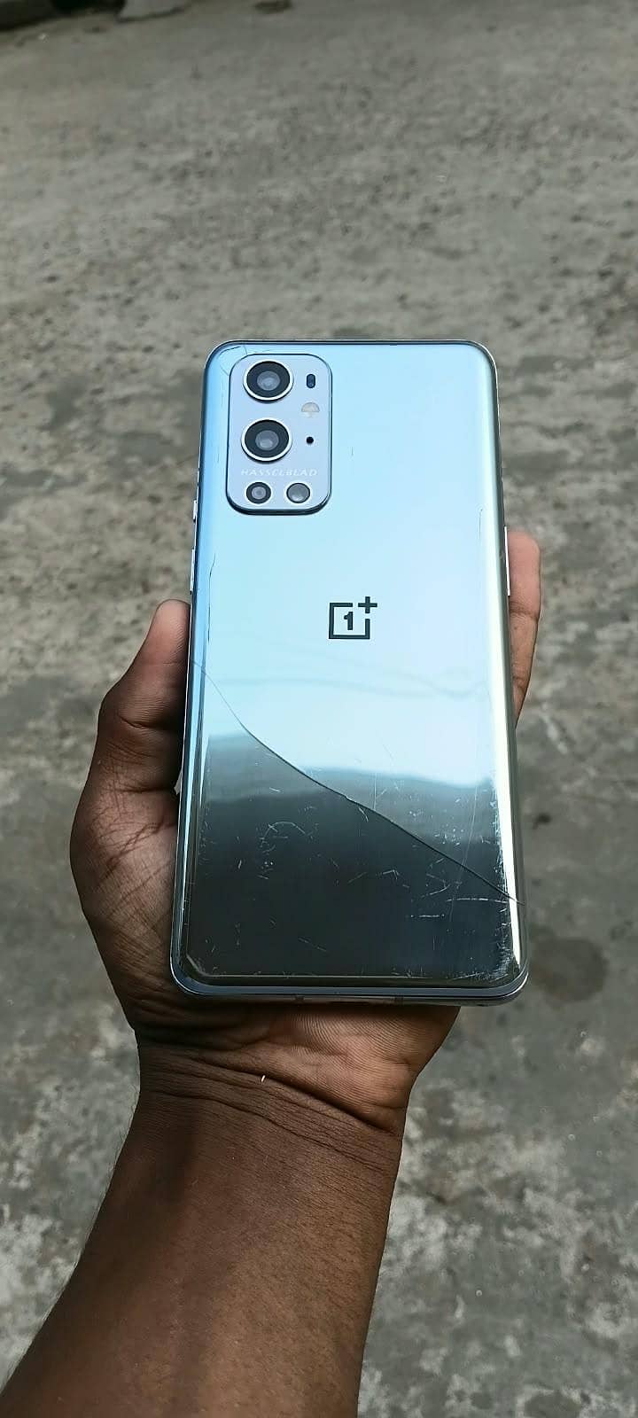 One Plus 9 Pro 4