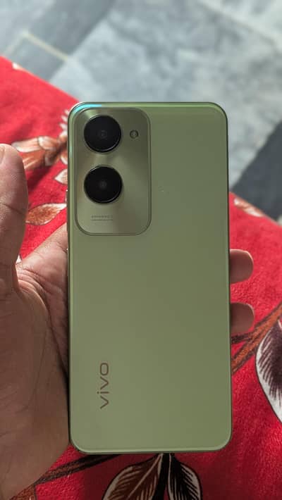 Vivo Y18