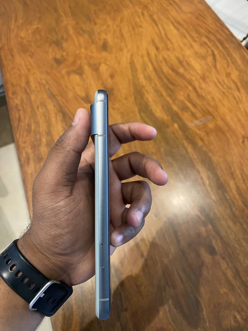Google Pixel 8 0