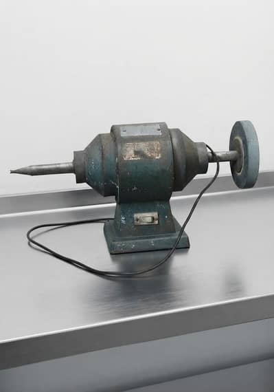 Buff machine