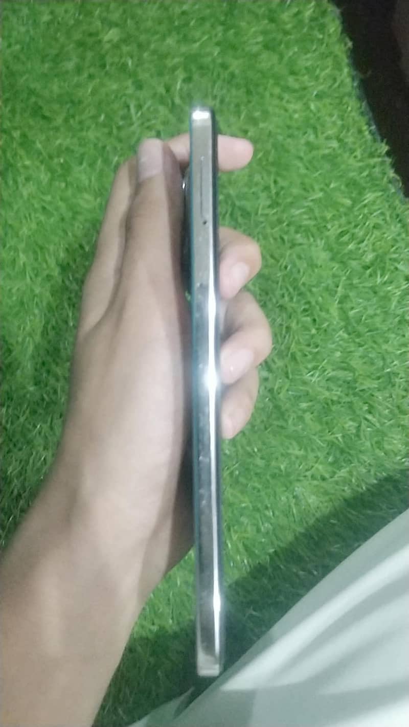 Tecno SPARK 30 Pro 0
