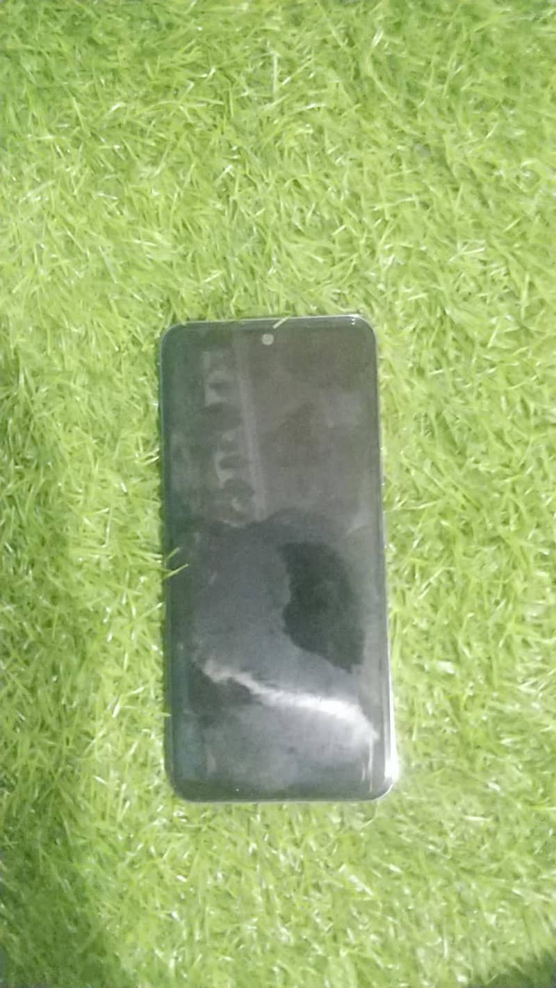 Tecno SPARK 30 Pro 2