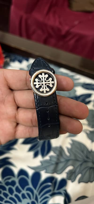 Exclusive watch available with leather trap