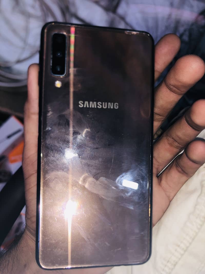 Samsung Mobile A7 4