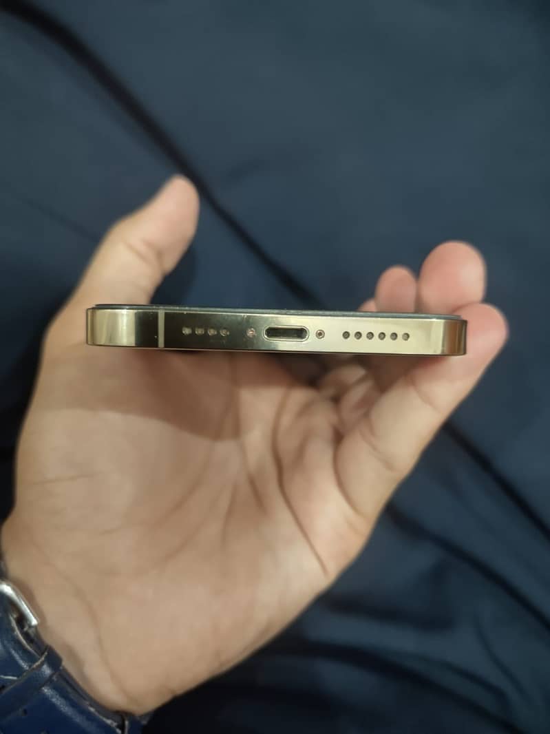 iPhone 12 Pro Max Pta approved 6