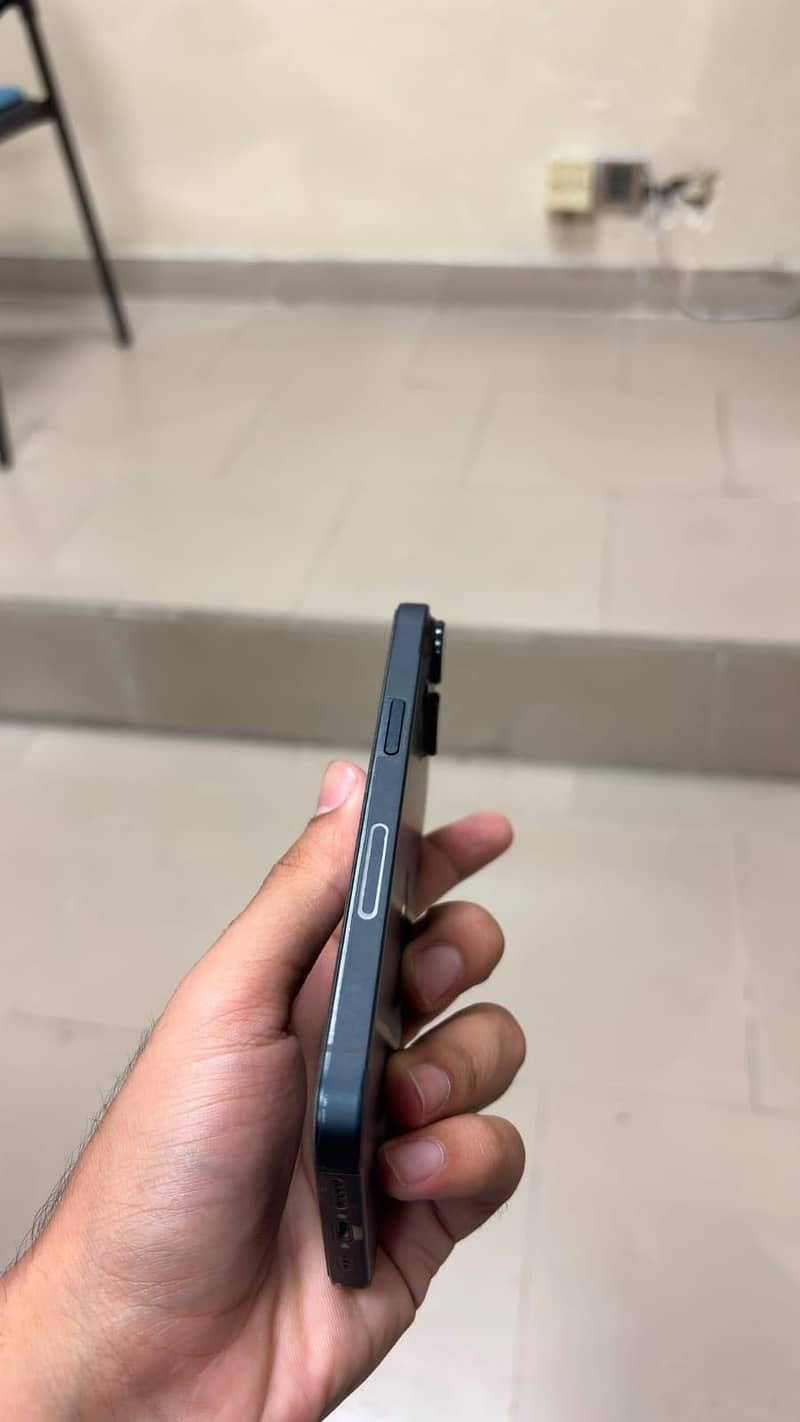 Apple iPhone 14 2