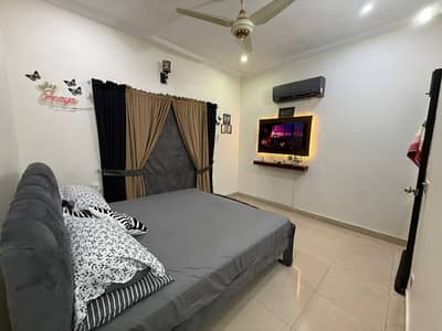 5 MARLA FULLY FURNISHED DOUBLE STORY HOUSE AVAILABLE FOR RENT AT AA BLOCK BAHRIA TOWN LAHORE