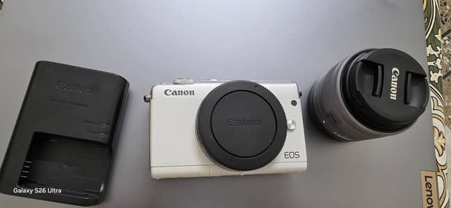 Canon M100