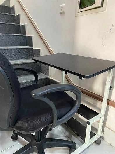 study table 0