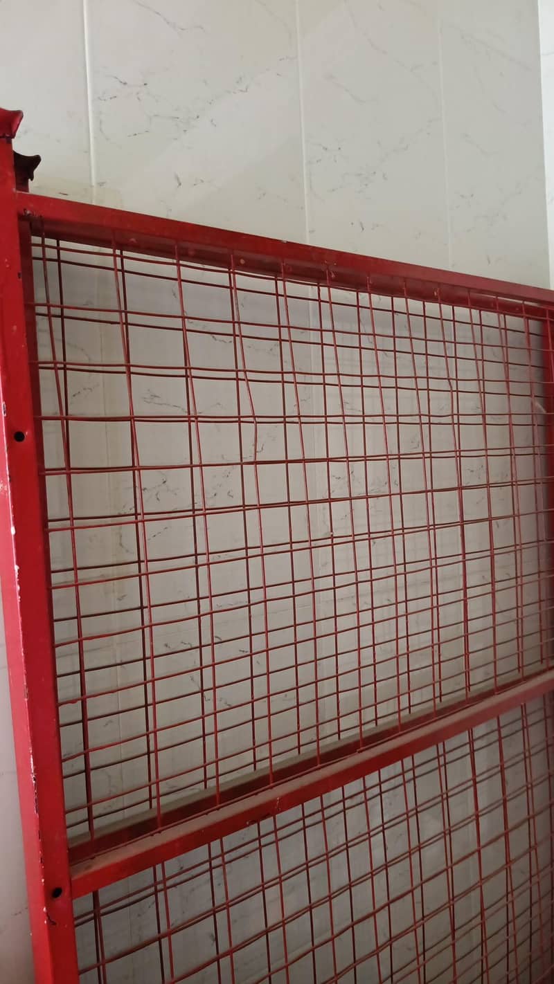 Single Iron Bed 0