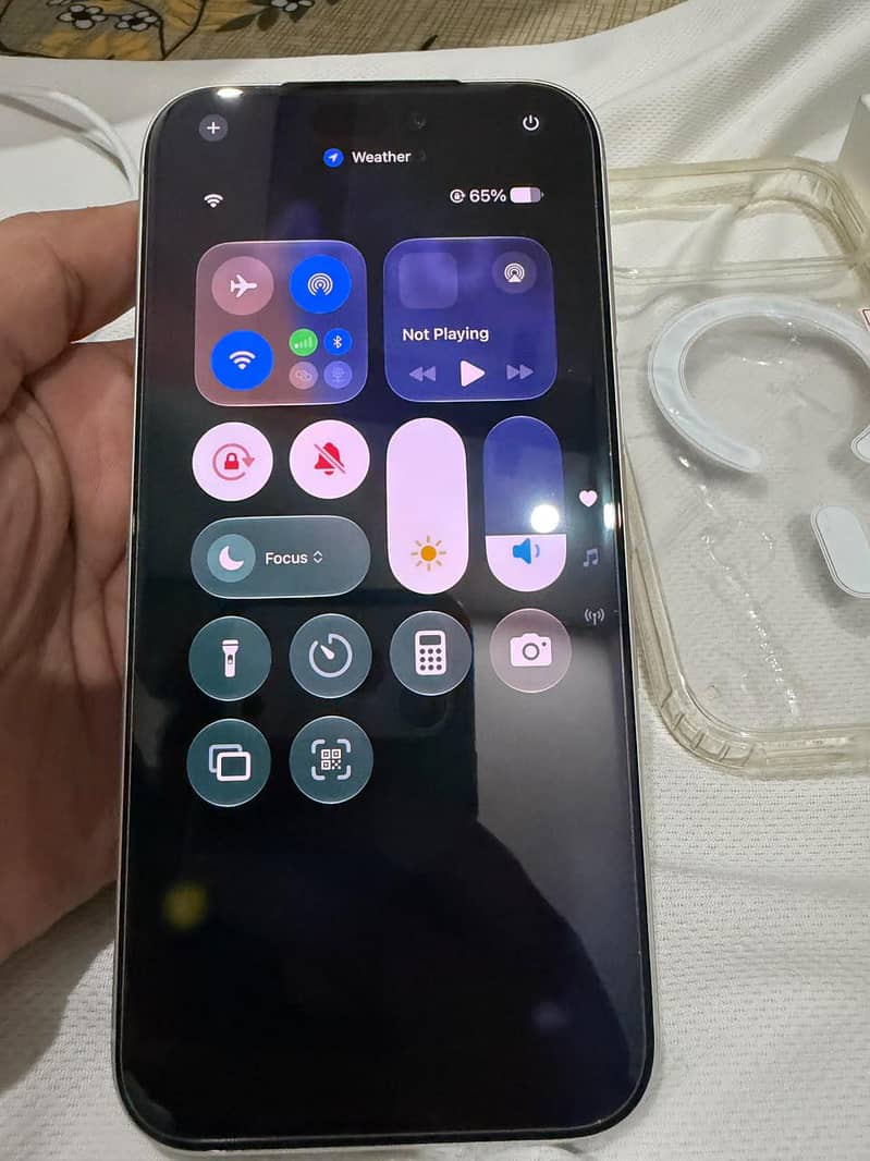 Apple iPhone 17 Pro Max 1