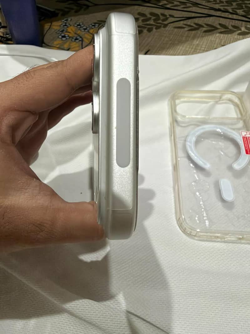 Apple iPhone 17 Pro Max 5