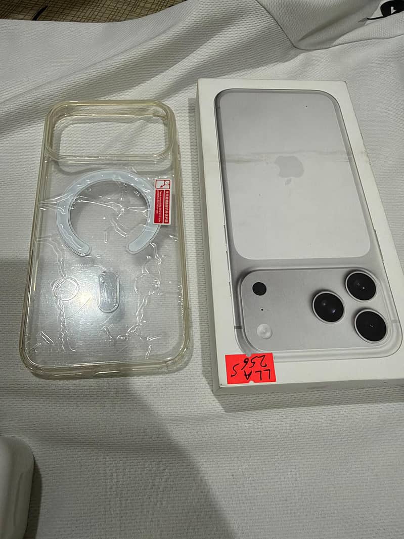 Apple iPhone 17 Pro Max 7