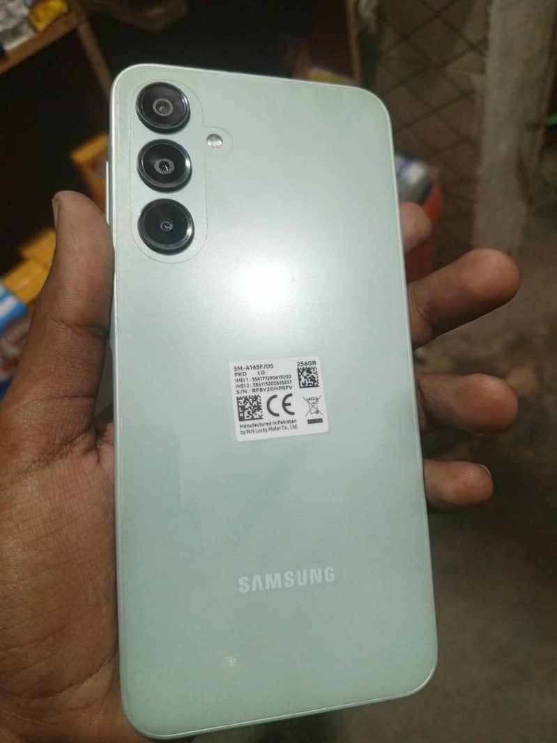 Samsung A16 1
