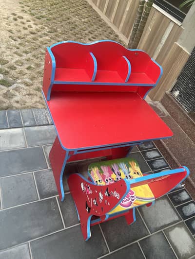 Unicorn used study table