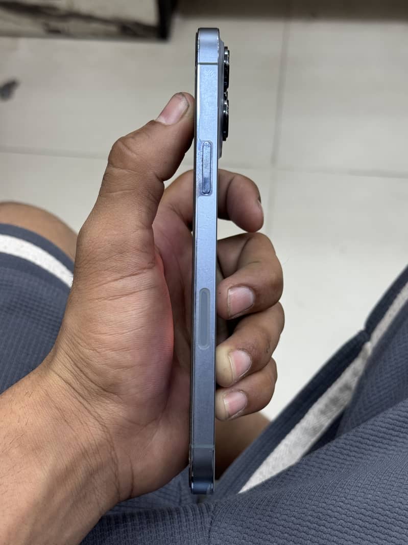Apple iPhone 13 Pro Max 3