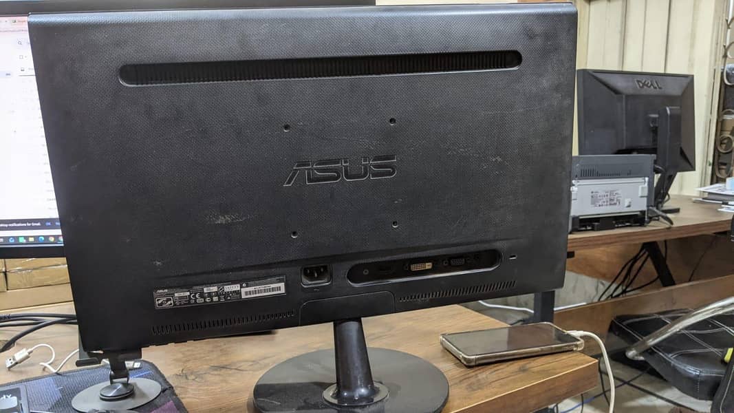 Asus 20 inch screen 1