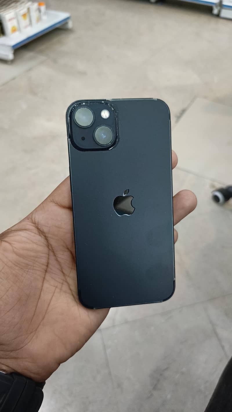Apple iPhone 13 0
