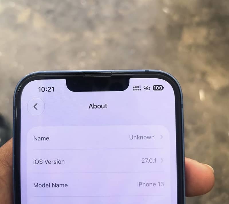 Apple iPhone 13 4